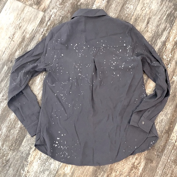 Never Worn Boutique Button Down - Picture 2 of 2